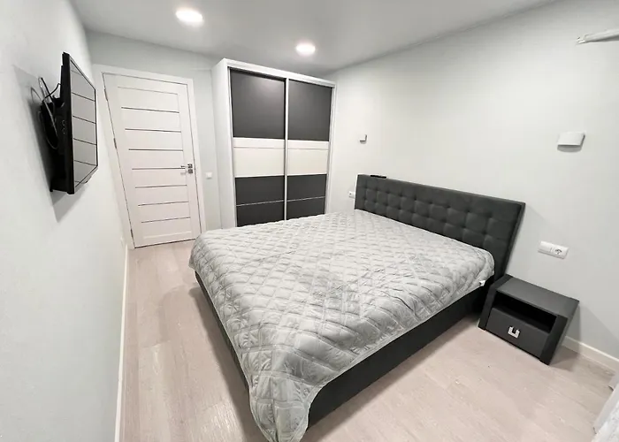 Green Zone Apartment